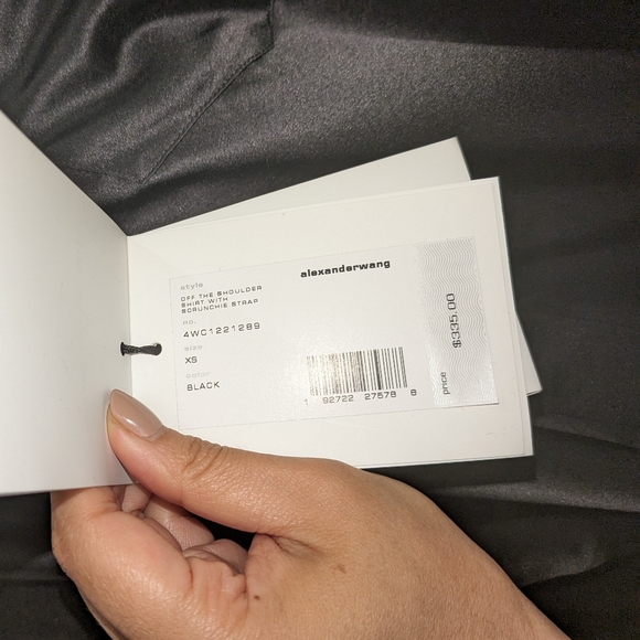 15. NWT ALEXANDER WANG OFF THE SHOULDER TOP WITH SCRUNCHIE STRAP SIZE XS - Picture 7 of 8